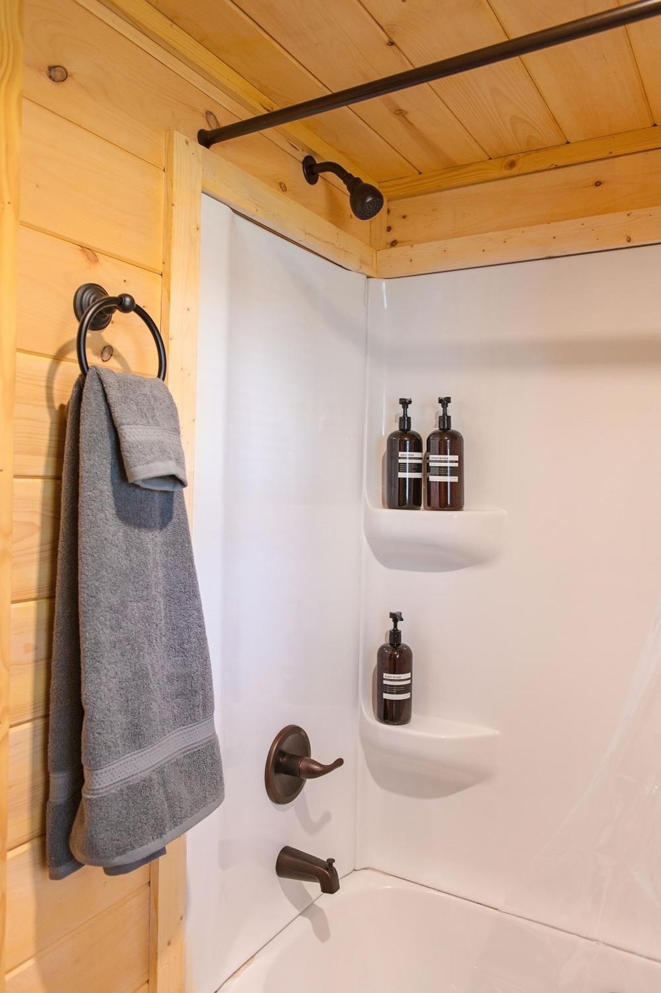 Meg Cabin Tiny Rustic Comfort On Lookout Mtn Чаттануга Экстерьер фото
