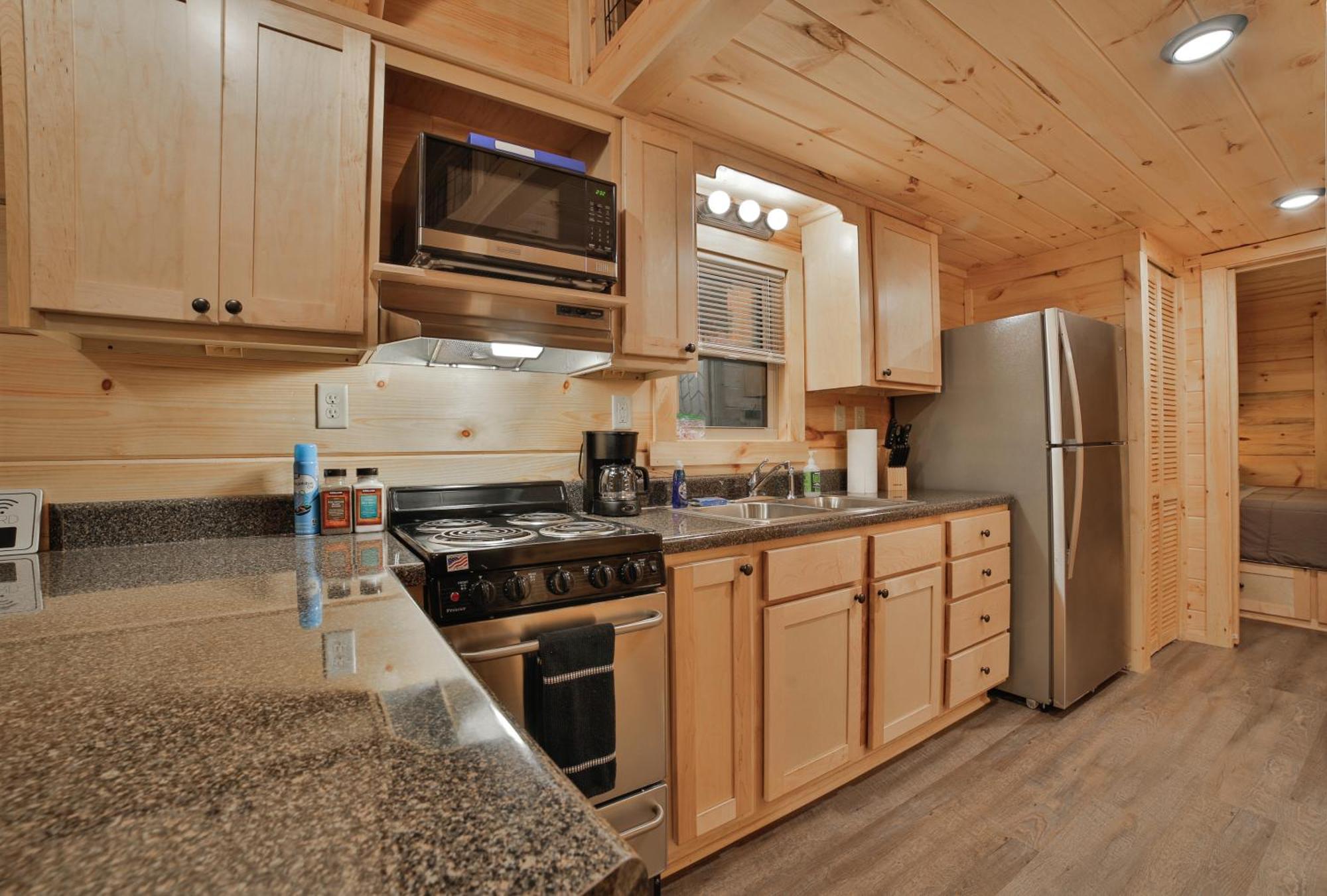 Meg Cabin Tiny Rustic Comfort On Lookout Mtn Чаттануга Экстерьер фото