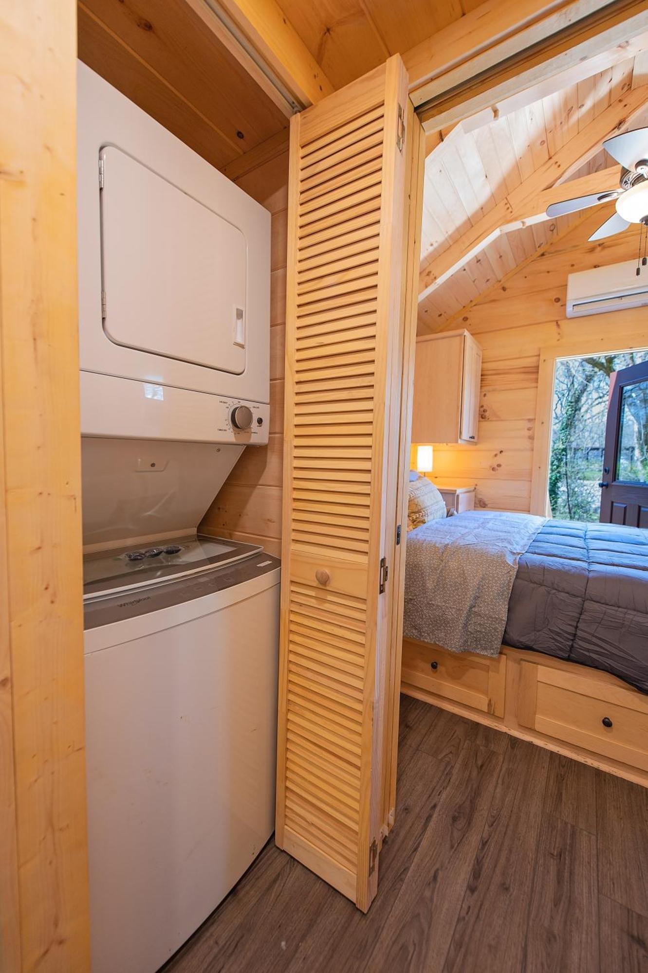 Meg Cabin Tiny Rustic Comfort On Lookout Mtn Чаттануга Экстерьер фото